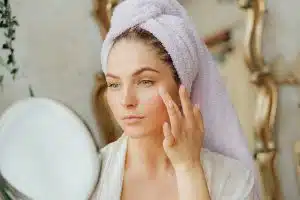 Réalisez une routine matinale complète grâce aux regroupements de produits de beauté