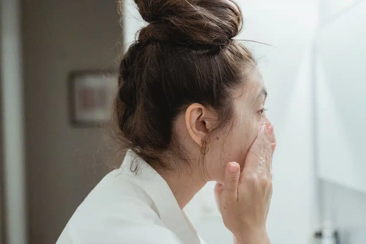 Les indispensables beauté pour une routine efficace dans votre salle de bains