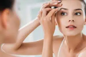 Conseils pour établir une routine de soin adaptée à votre type de peau